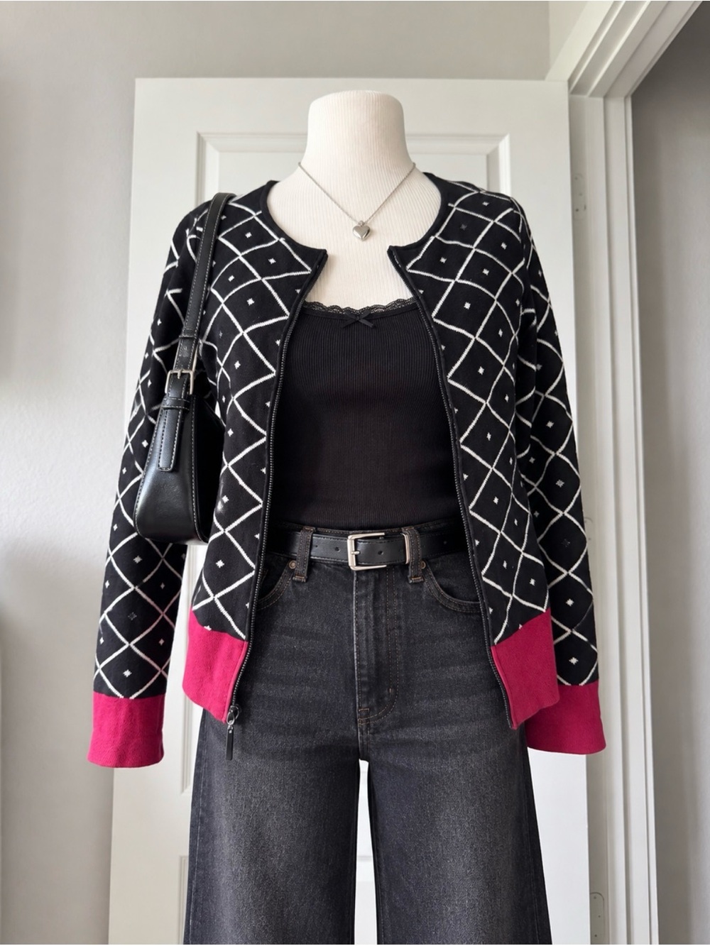 Vintage Chico’s Black White Zip Front 100% Cotton Cardigan Sweater